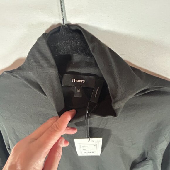 Fabulous NWT THEORY Medium Black Turtleneck - 94C/6% Spandex - Picture 3 of 3